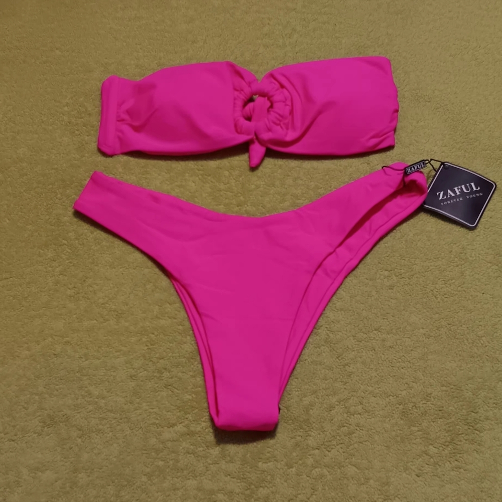 ZAFUL Forever Young Strapless Support SzS/4 Hot Pink Bikini Set Beach Vacation